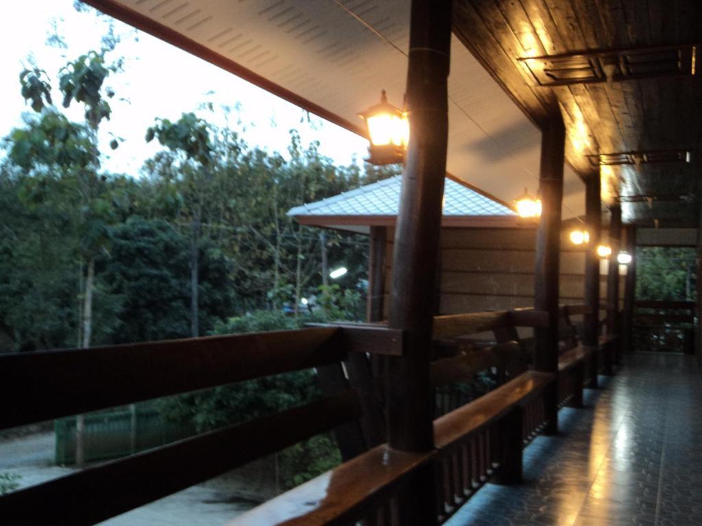 Hotel Ban Suan Mai Ngam Nan Exteriér fotografie