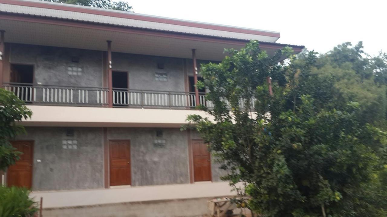 Hotel Ban Suan Mai Ngam Nan Exteriér fotografie